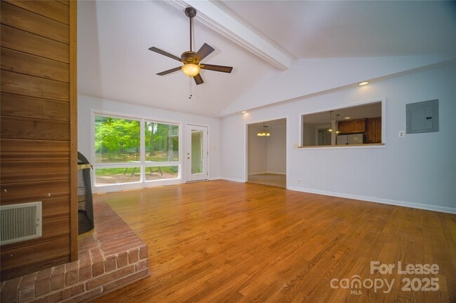 Photo - 1123 Lynbrook Dr