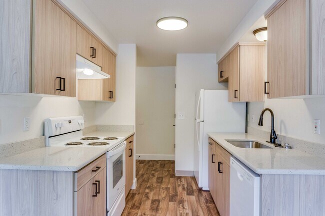 Maplewood Apartments