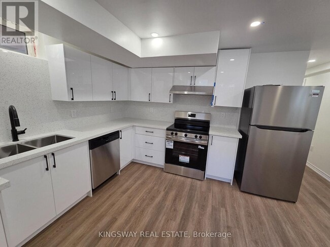 Photo - 839 Miltonbrook Cres