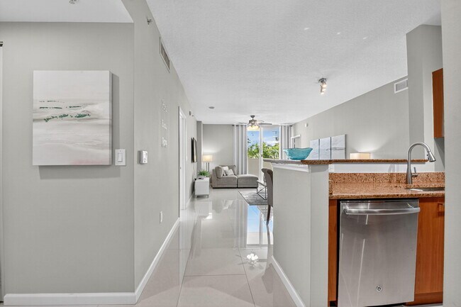 Photo - 625 Casa Loma Blvd Unidad 306