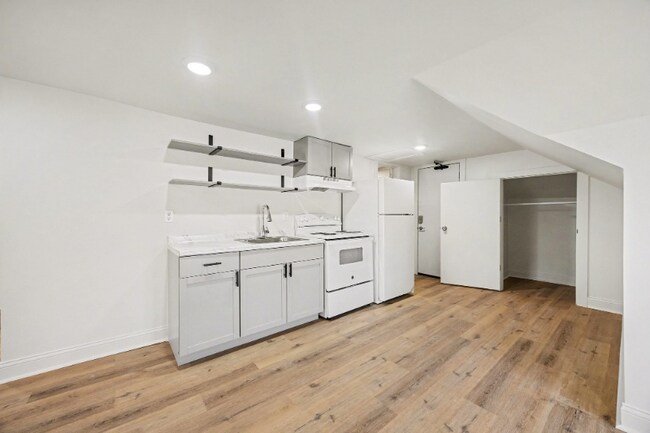 Photo - 3337 Reading Rd Unidad H