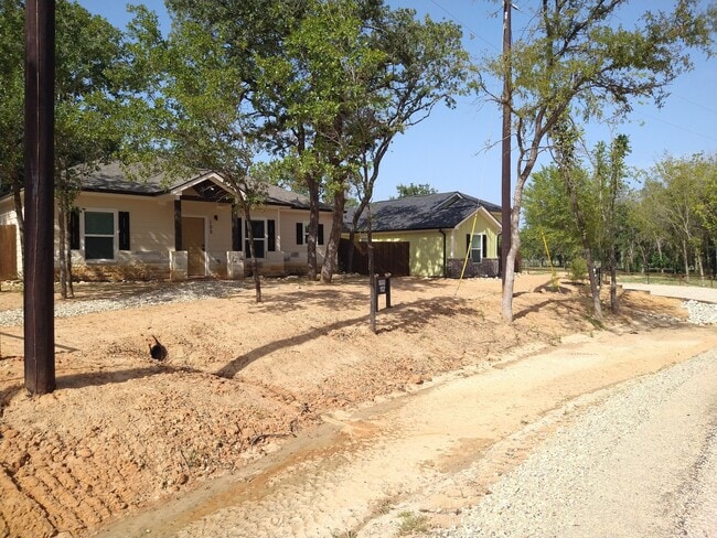Photo - 1000 Wood Hollow Dr Townhome