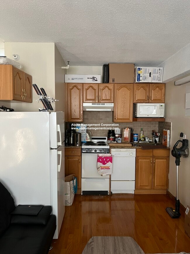 Photo - 1412 Commonwealth Ave