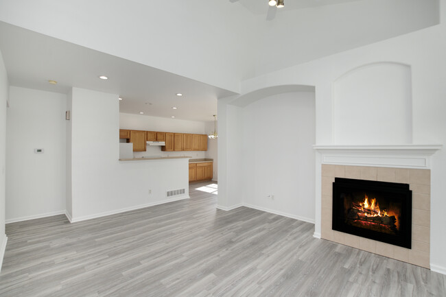 Photo - 231 Remuda Ln Townhome