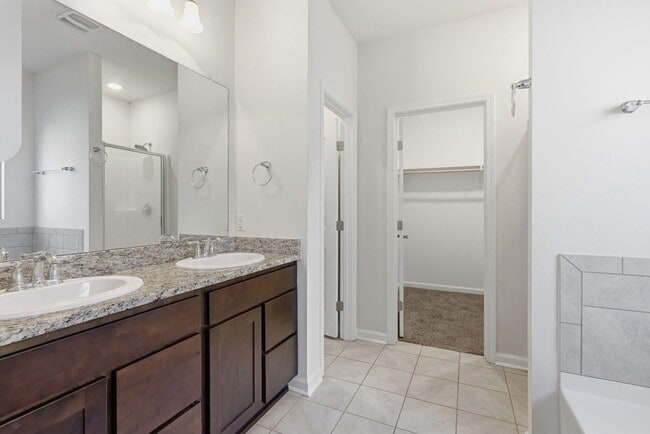Photo - 284 Pipers Ln
