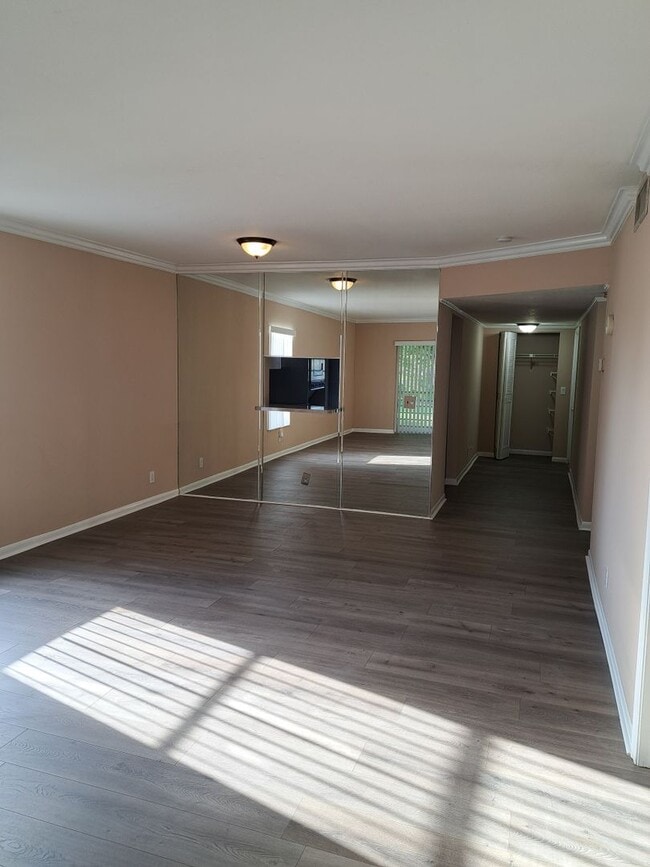 Building Photo - 2929 Zorno Way