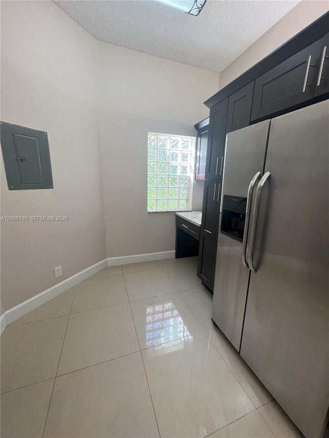 Photo - 10700 NW 14th St Unit 142