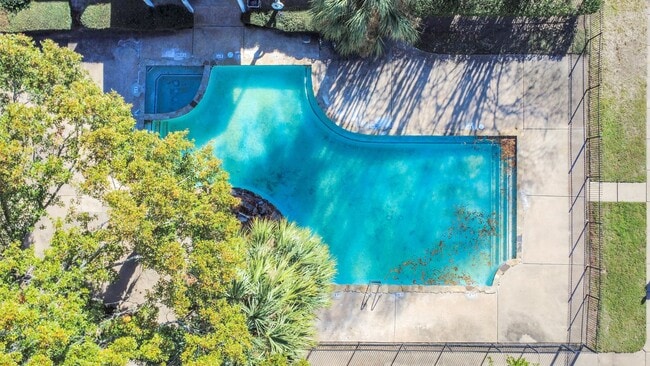 Photo - 14550 Fonmeadow Dr Unit 1301