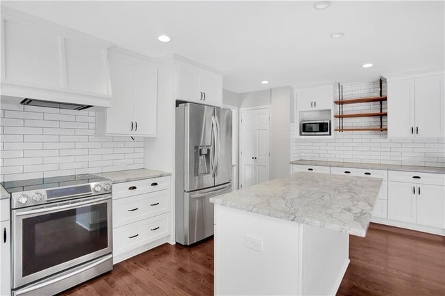 Photo - 455 Persimmon Ln