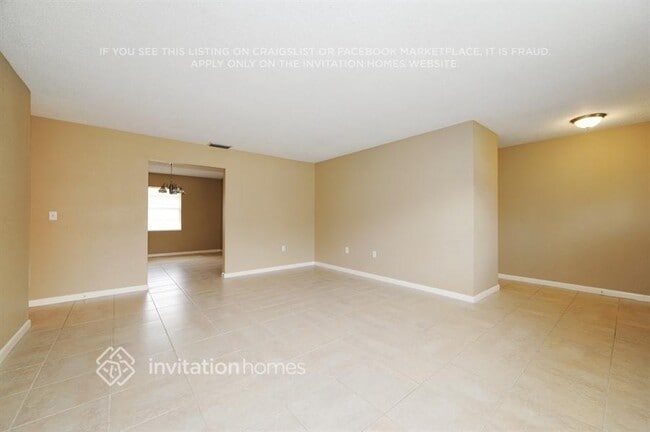 Photo - 6029 Christina Dr E