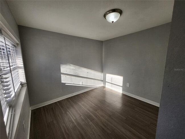 Photo - 4611 N Hubert Ave