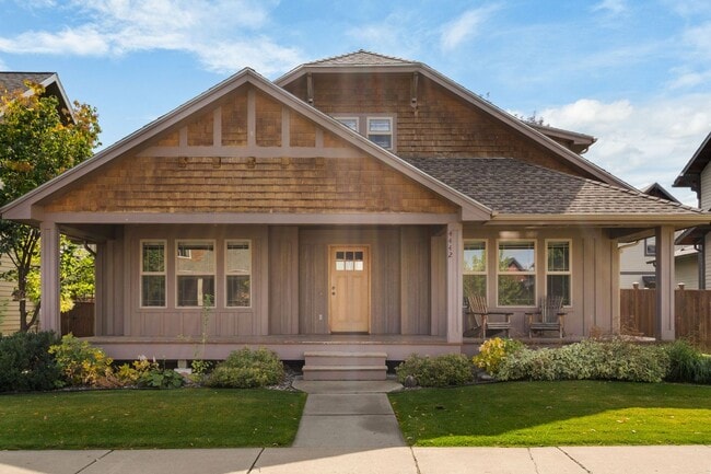 Building Photo - Spacious 3-Bedroom Home in Sought-After Valley West