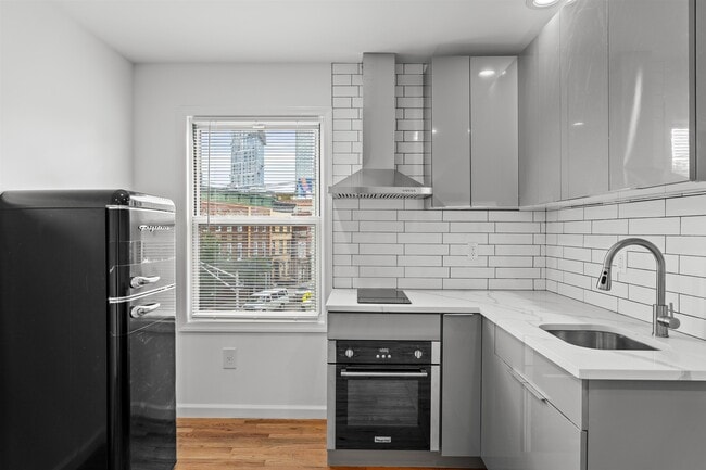Photo - 695 Summit Ave Unit 3A