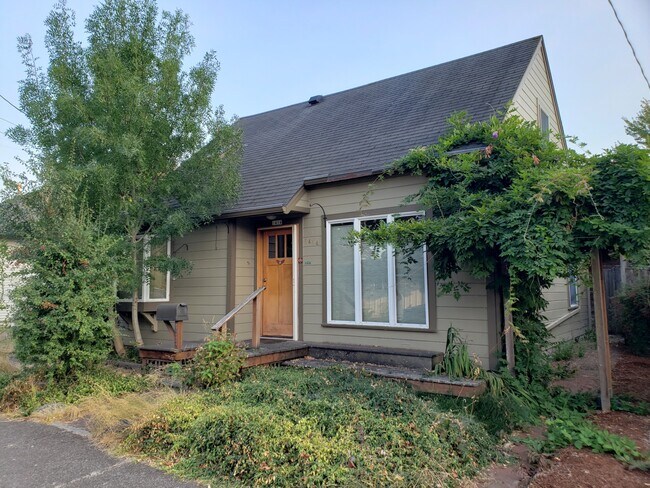 Vivienda unifamiliar - 1414 NW Polk Ave Casa