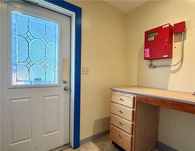 Photo - 42981 NY-28 Unidad 3