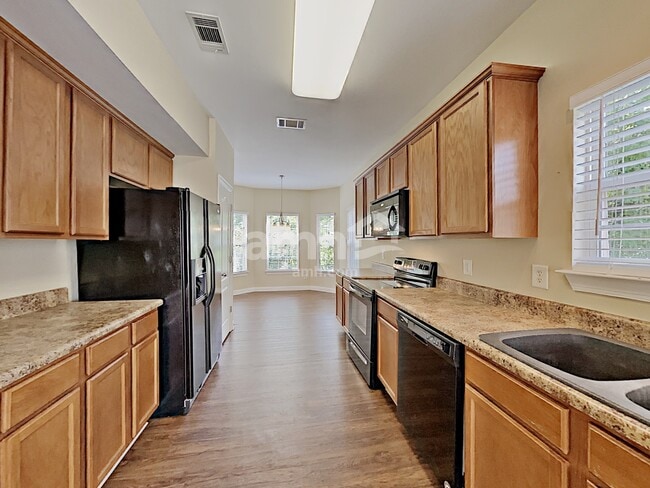2148 Christina Ct