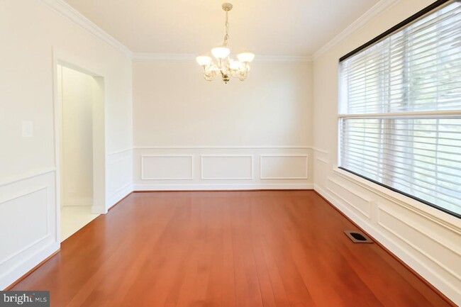 Photo - 3164 Lawrin Ct