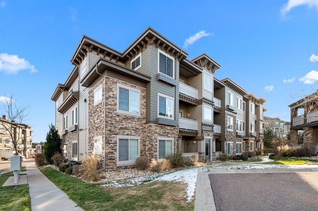 Building Photo - 9359 Las Ramblas Ct
