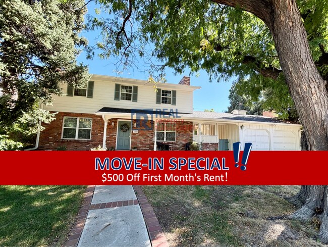 Building Photo - 3320 S Locust St