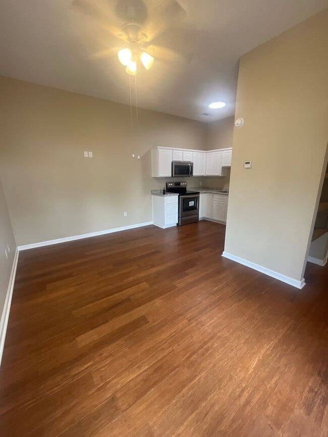 Photo - 1802 Teston Ln Unit B