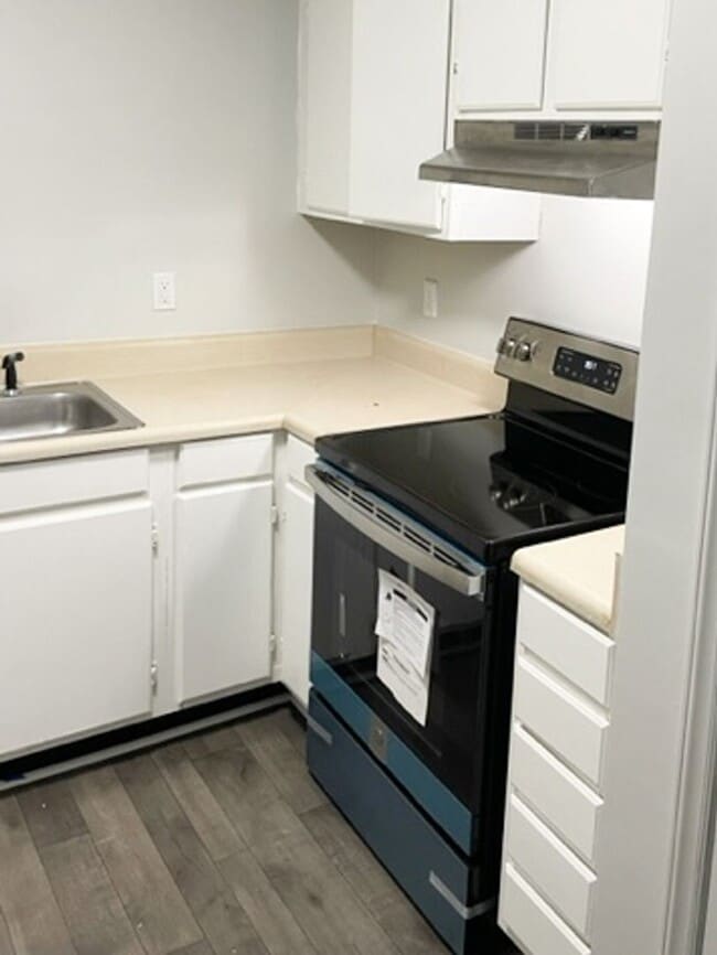 Photo - Pinewood Forest Apartments