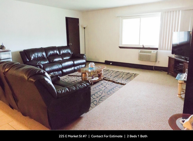 Photo - 225 E Market St