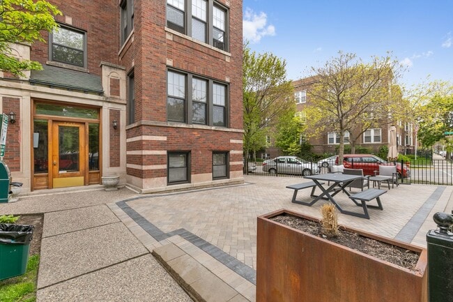 7663 N Rogers Ave Unit 2
