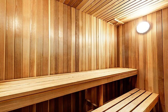 Photo - 325 Front St W Unit ID1034875P