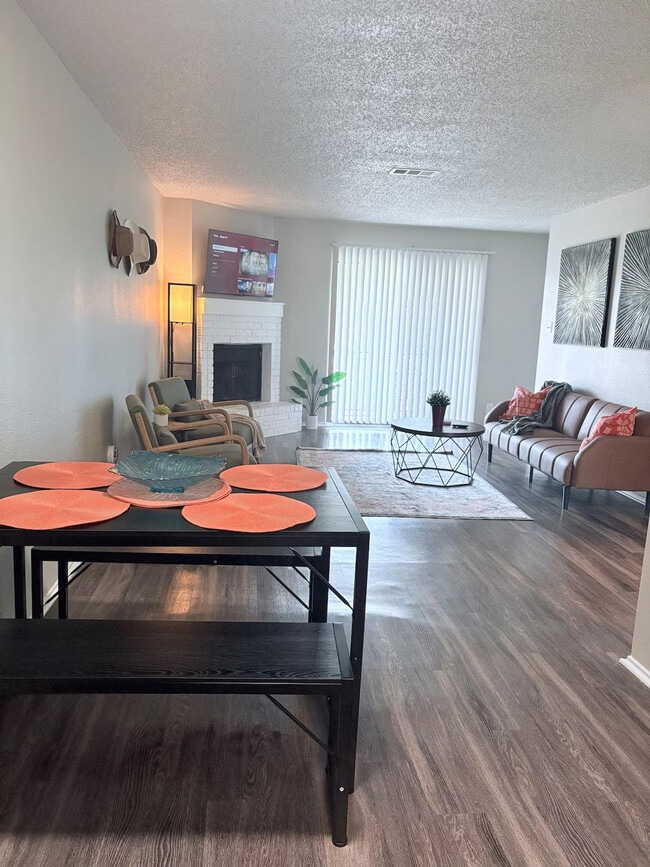 Photo - 111 W William Cannon Dr Unit SI ID1497891P