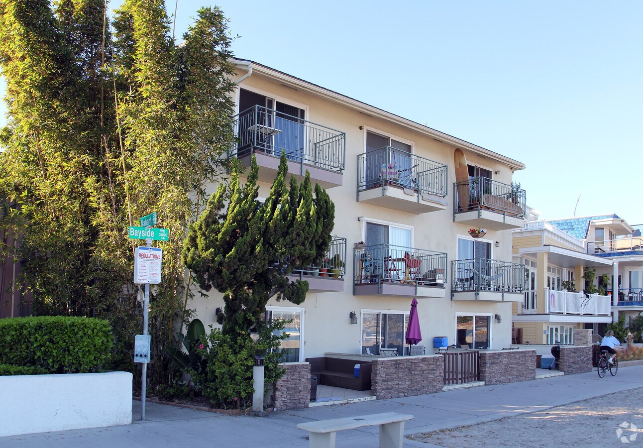 Photo - Leilani Bay Apartments
