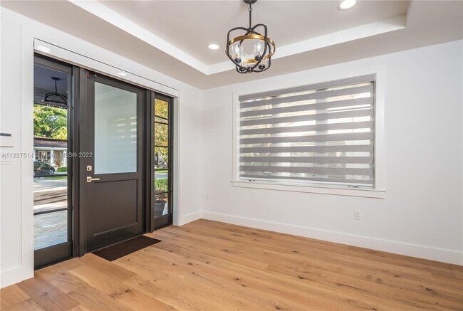 Photo - 808 Majorca Ave