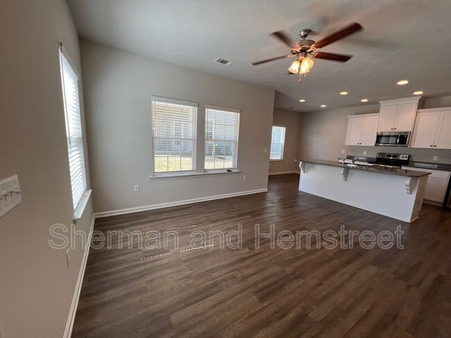 Photo - 661 Dobhill Ln Unit 661