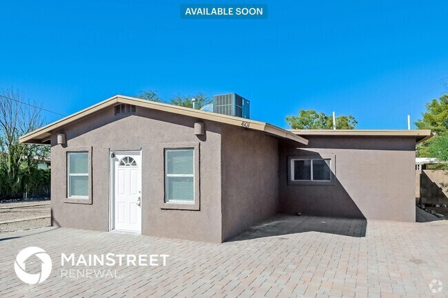 Building Photo - 4101 E Flower St Rental