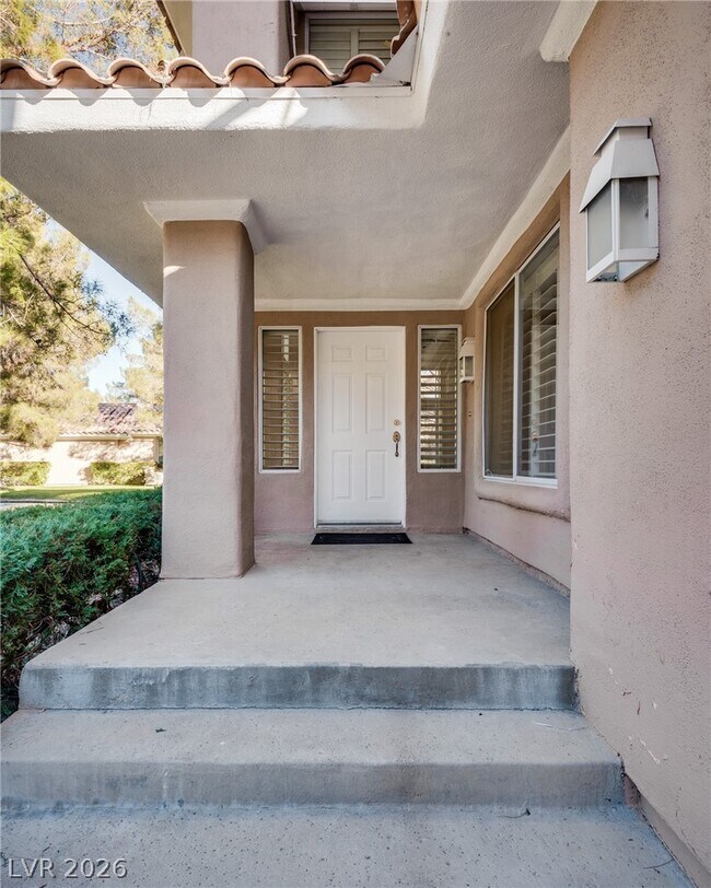 Photo - 4992 Crooked Stick Way