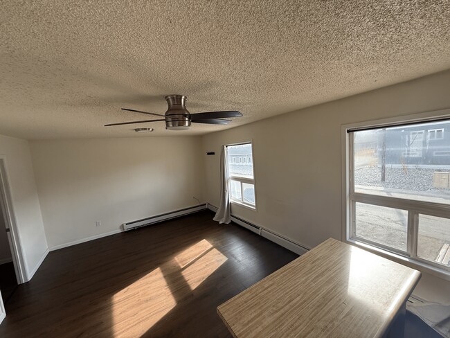 Photo - 2211 S Barnette St Unit 3