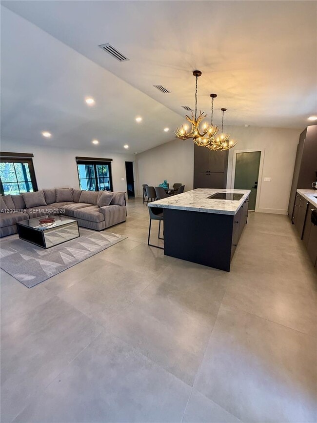 Photo - 1304 Stratford St