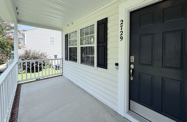 Photo - 2729 E Shoreham St
