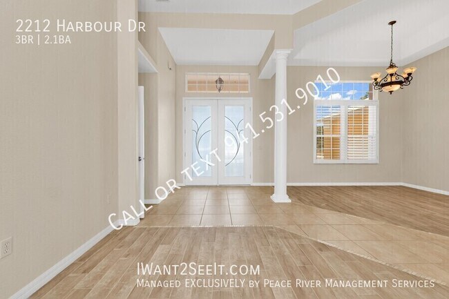 2212 Harbour Dr