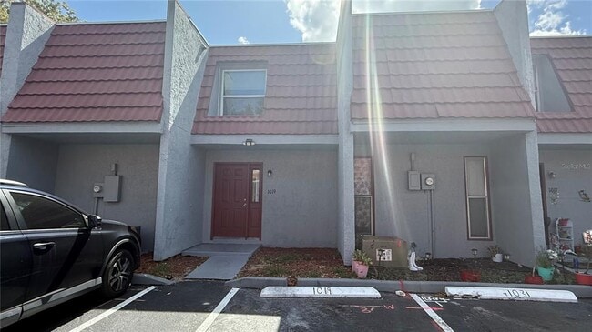 Building Photo - 1019 W Sumner St Rental