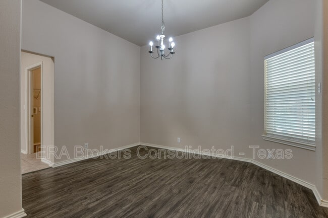 Photo - 130 Carmel Dr