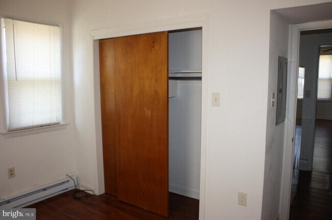 Photo - 223 W Bridge St Unidad B