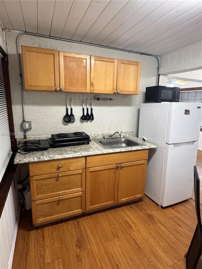 Photo - 3271 NW 15th St