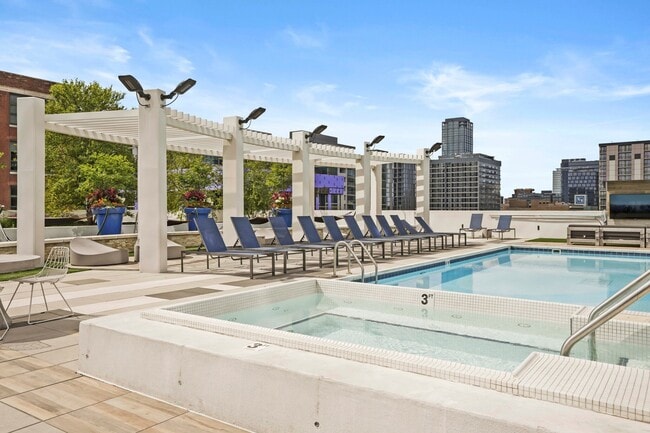 Photo - 749 W Adams St Unit 1109