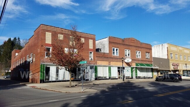 Photo - 200 W Main St Unit Apt. 202