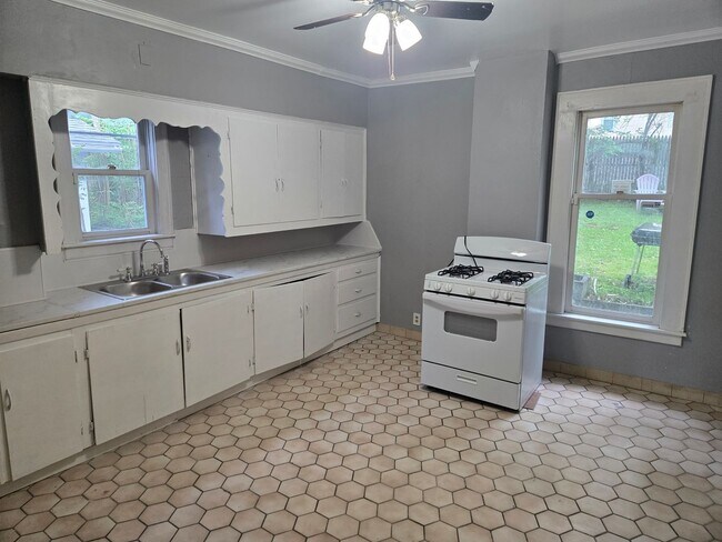 Photo - 807 Hawley Ave Unit Apt. 1