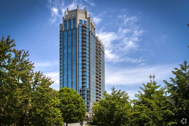 Building Photo - 2795 Peachtree Rd Rental