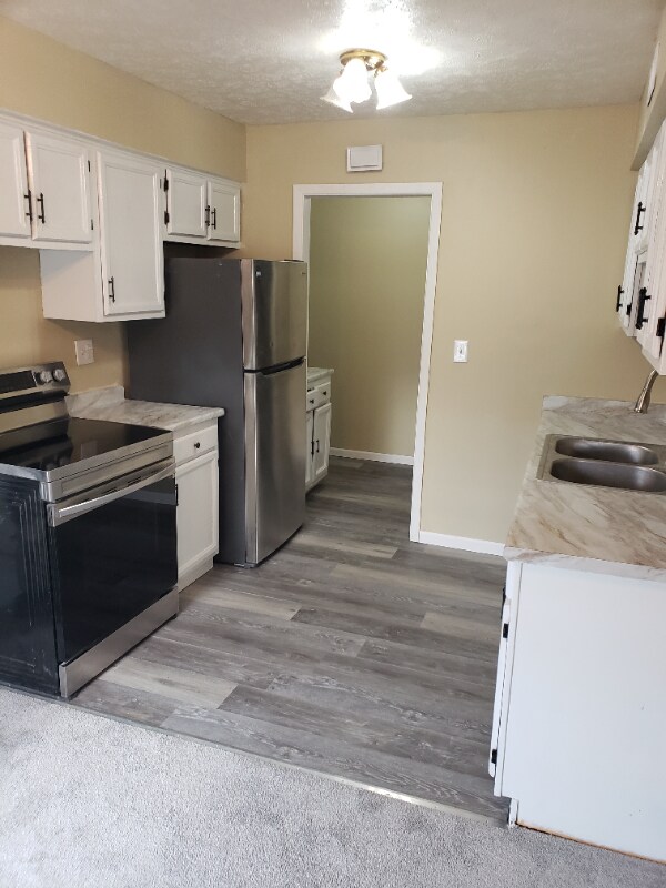 Photo - 6586 Liberty Bell Dr