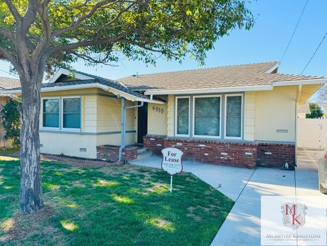 Building Photo - 3.0 bedroom in Temple City California 91780