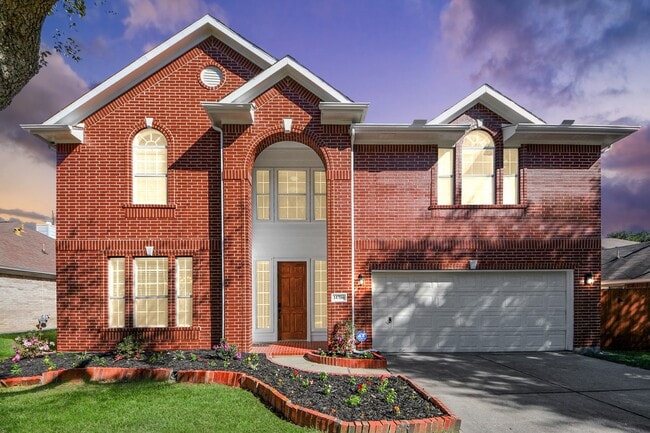 Building Photo - 14706 Cross Jct St