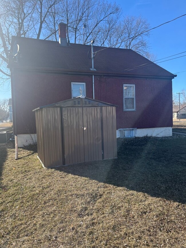 Photo - 3 Bedroom Home! Unit 1704 S 8th Ave